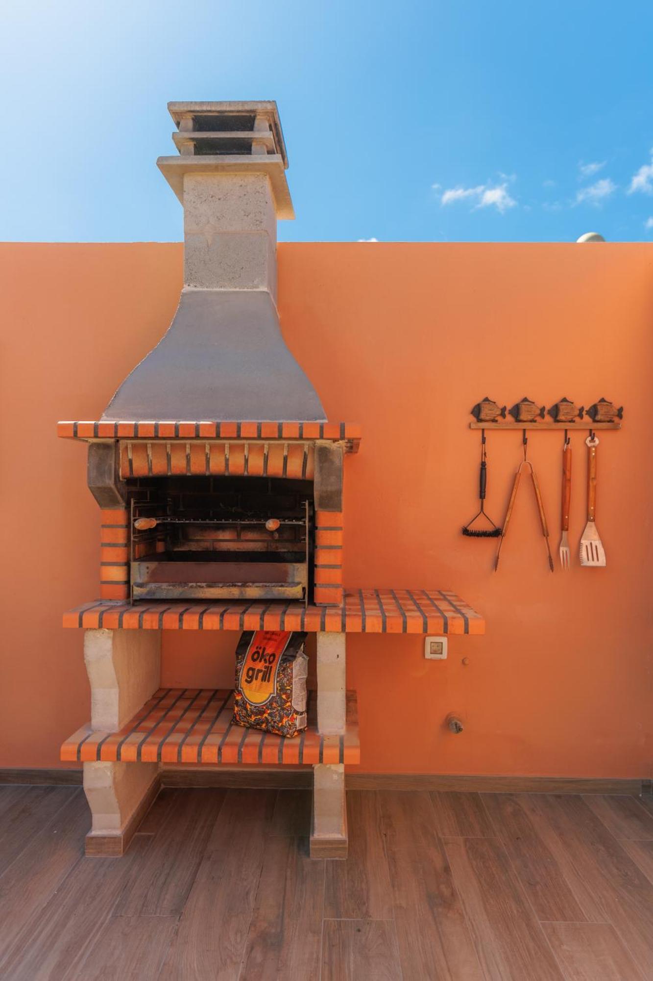 Villa Jacuzzi & Barbecue La Oliva Luaran gambar