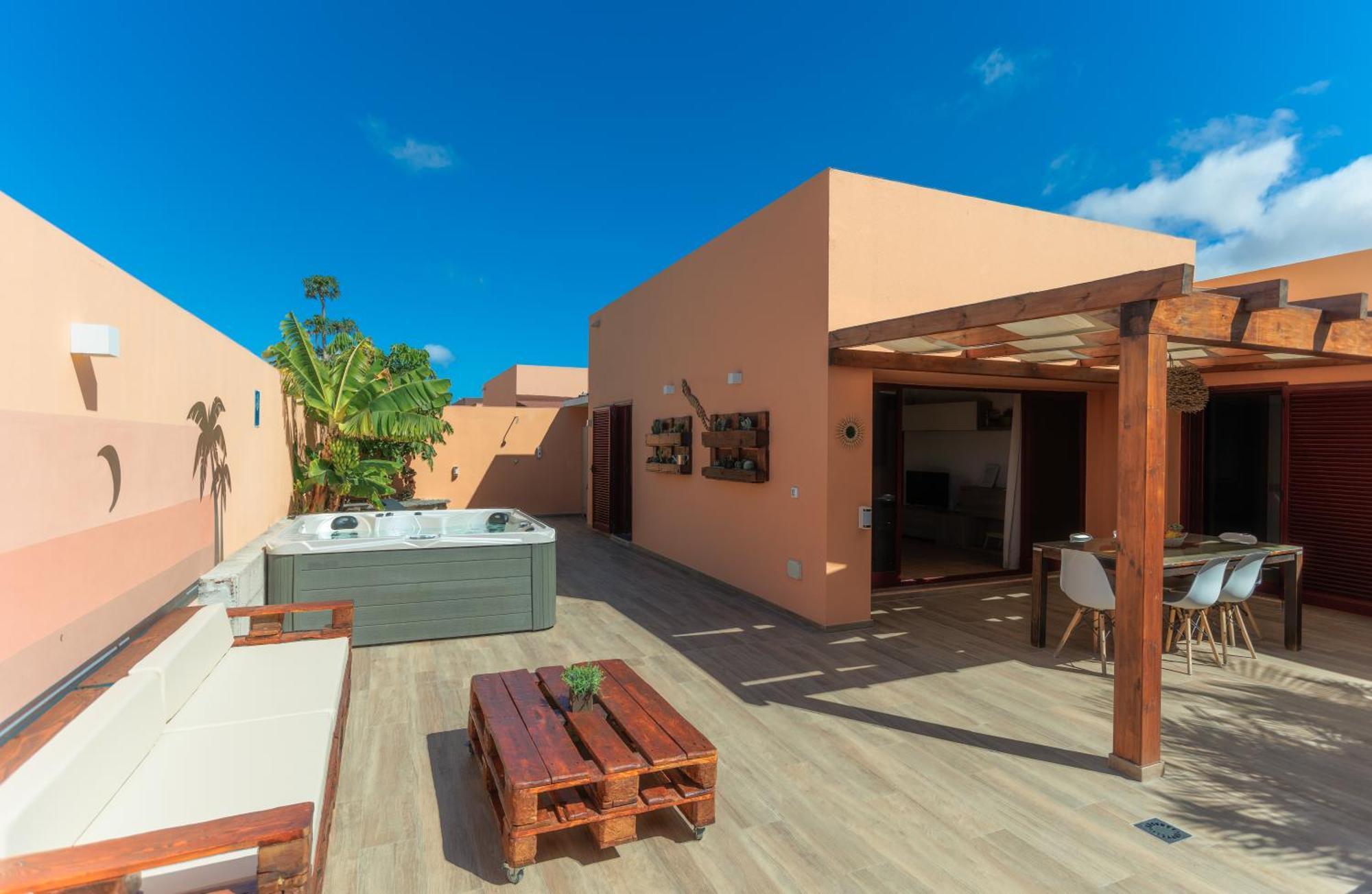 Villa Jacuzzi & Barbecue La Oliva Luaran gambar